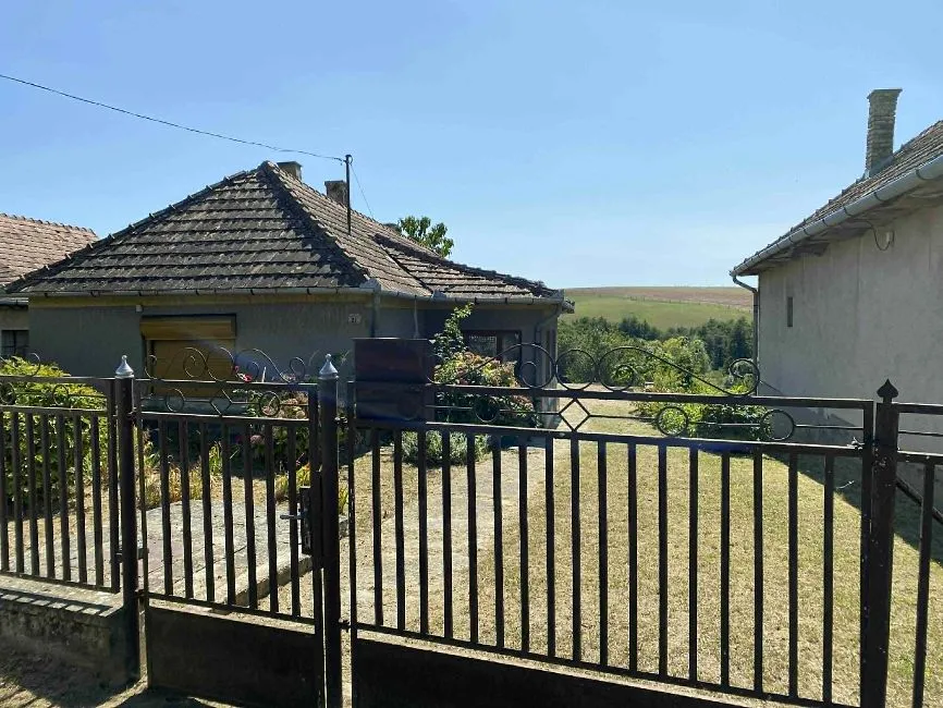 Huis Te Koop - 8934 Bezeréd HU Image 1