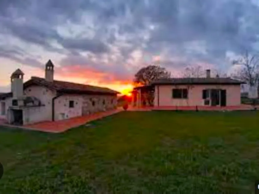 Villa Te Koop - 58014 Saturnia IT Image 7